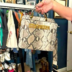 Steven madden purse